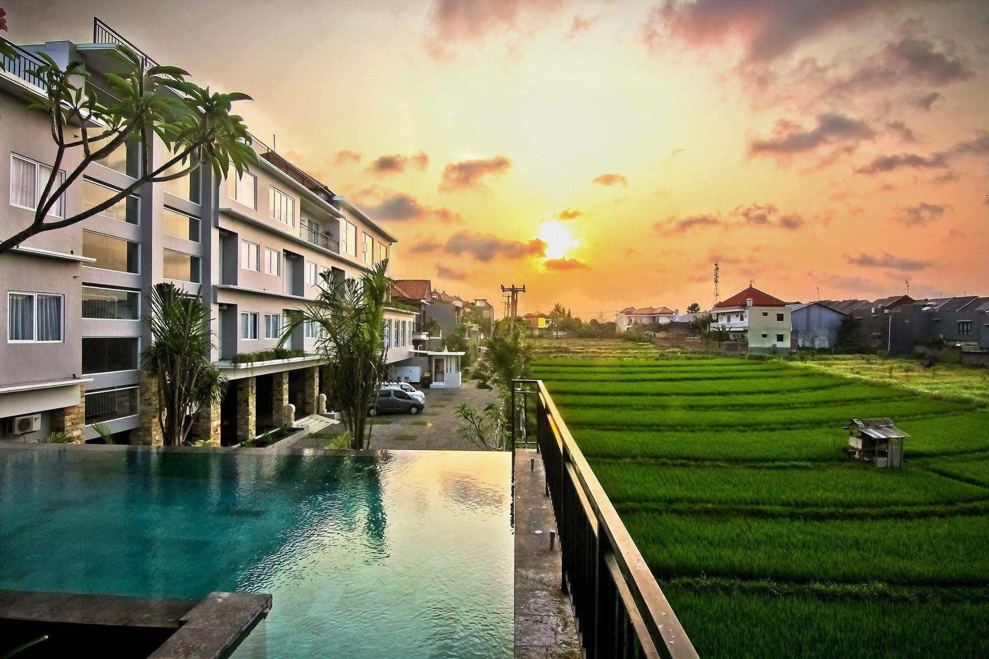 The Salak Style Hotel Denpasar Esterno foto